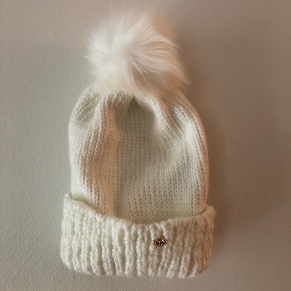 LC Lauren Conrad Accessories - Lauren Conrad beanie